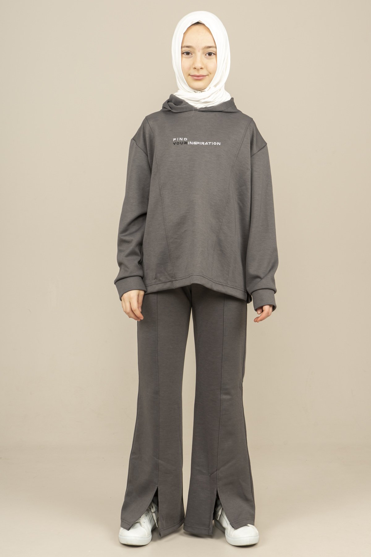 Young Girls Tracksuit Set Long Sleeves - Image 7