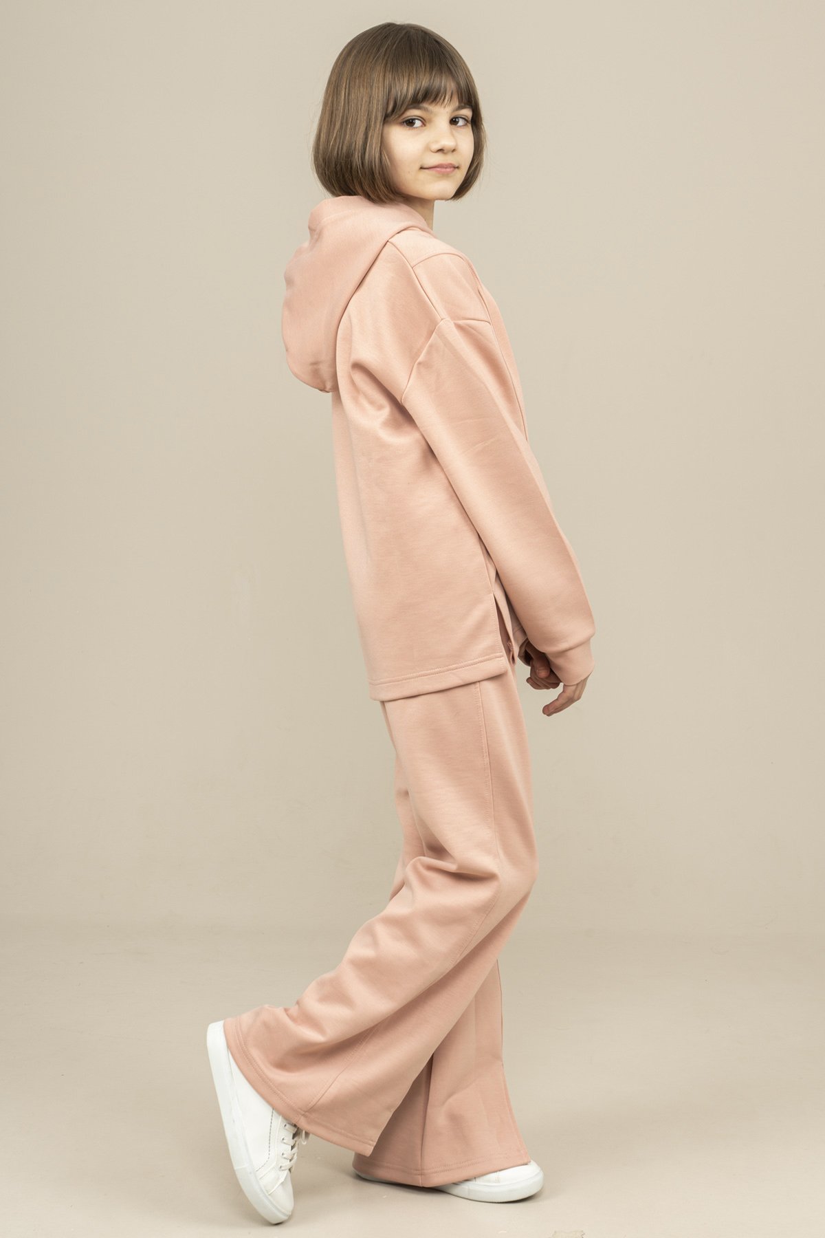 Young Girls Tracksuit Set Long Sleeves - Image 4