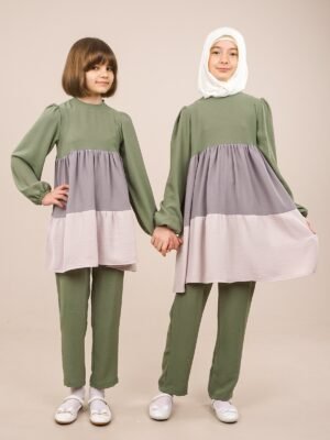 Young Girl's Two-Pieces Set Tunic in Three Different Colors and Pants for Spring Summer - Green | فساتين بنات